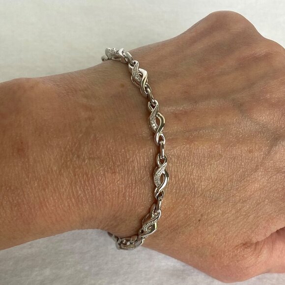 Kay Jewelers Sterling Silver 925 JWBR Infinity Link Diamond Tennis Bracelet FLAW - Picture 2 of 16